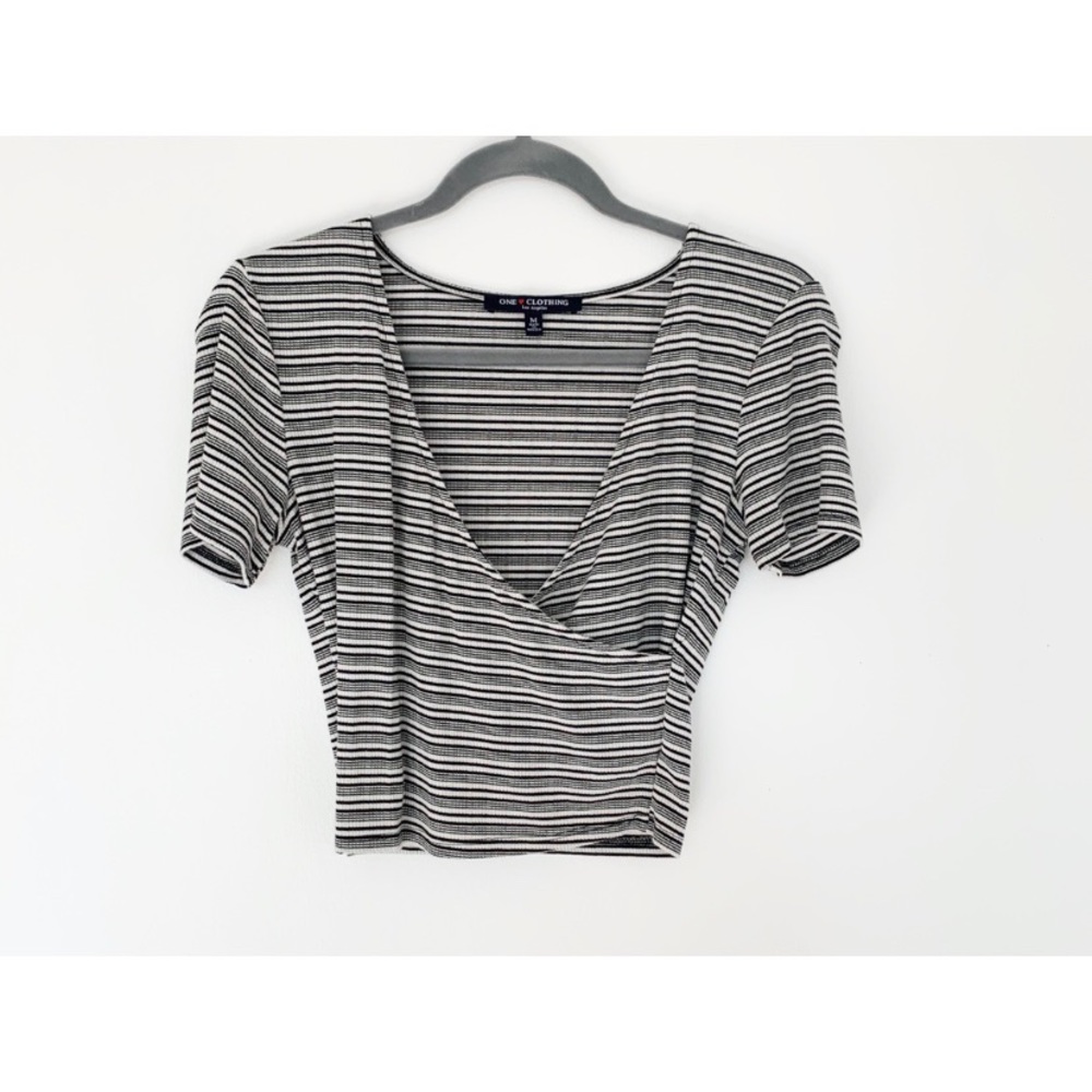 One Clothing Black And White Striped Crop Top M